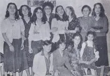 Erzincan’da yılın genç kızı ve annesi seçildi